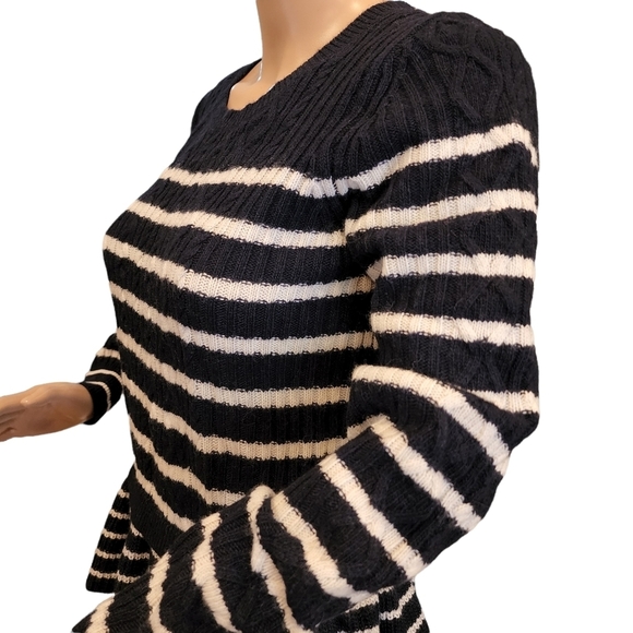 NWT Banana Republic Wool Cashmere Banana Sweater Peplum Hem Navy White Size SP - Picture 14 of 16